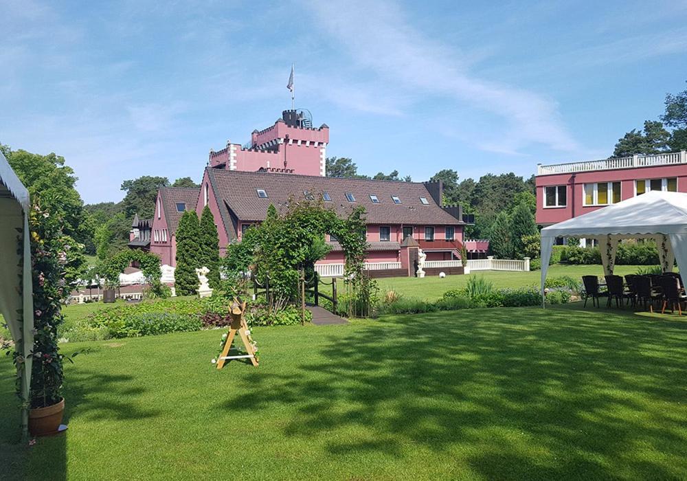 The Lakeside - Burghotel Zu Strausberg Exterior foto