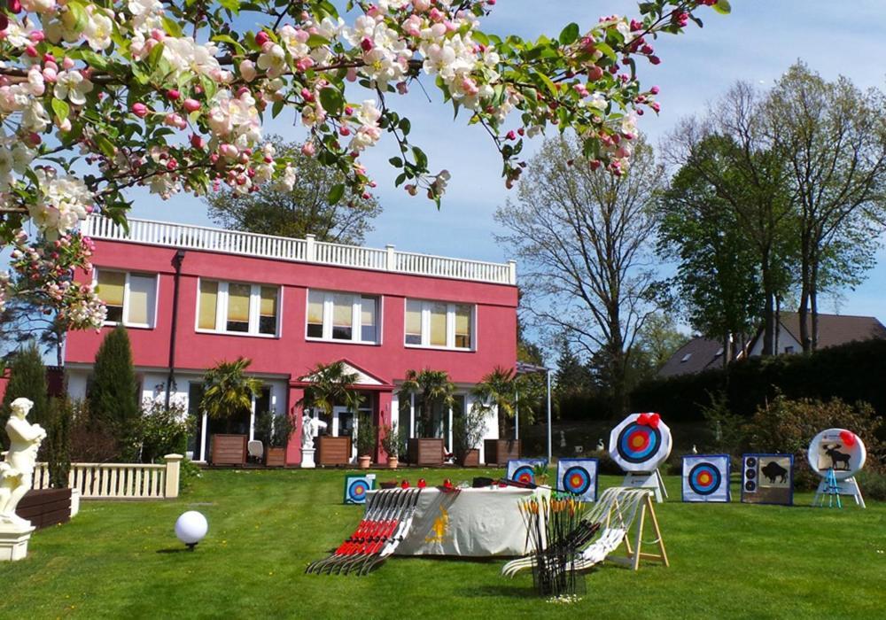 The Lakeside - Burghotel Zu Strausberg Exterior foto